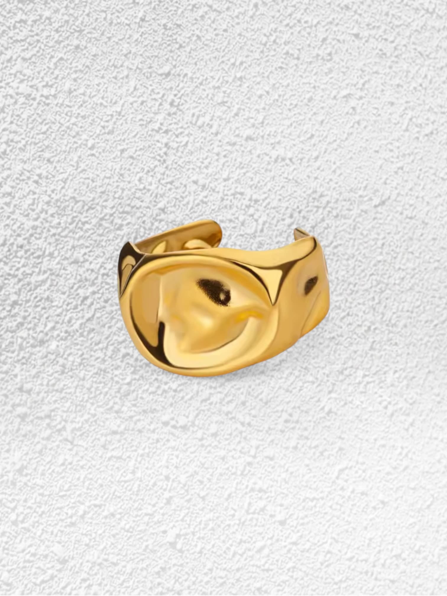 Anillo Lava · Forma Fluida Dorada