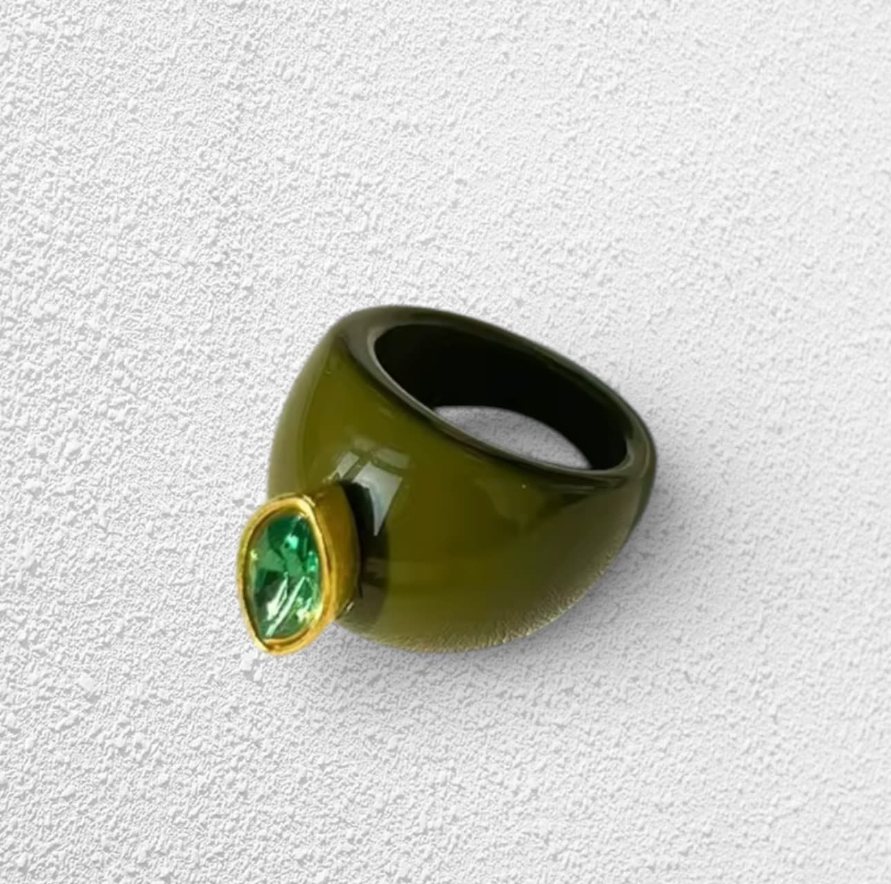 Anillo Bosque · Resina Verde y Esmeralda