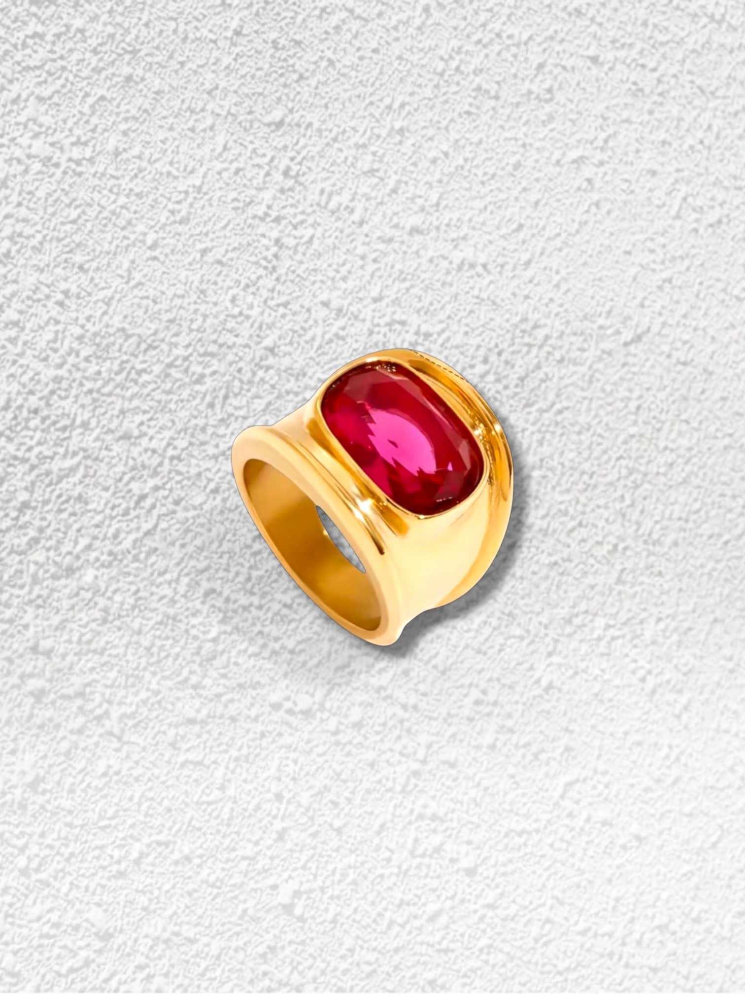 Anillo Rubí · Domo Dorado Piedra Rubí