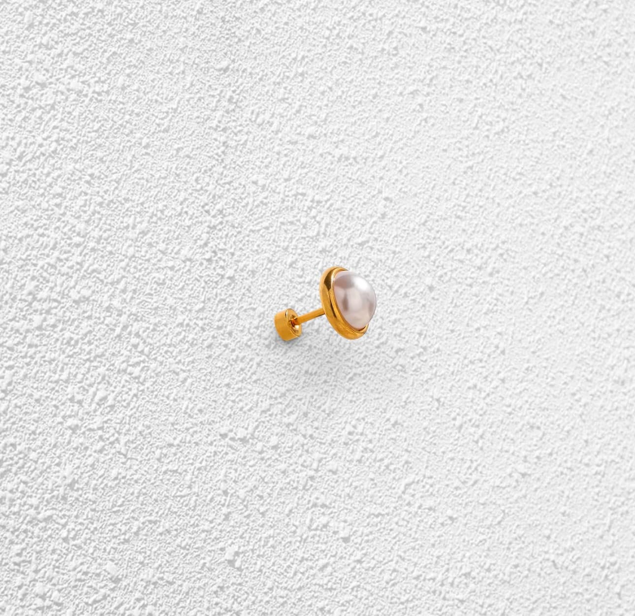 Pendiente Perla · Solitario Dorado