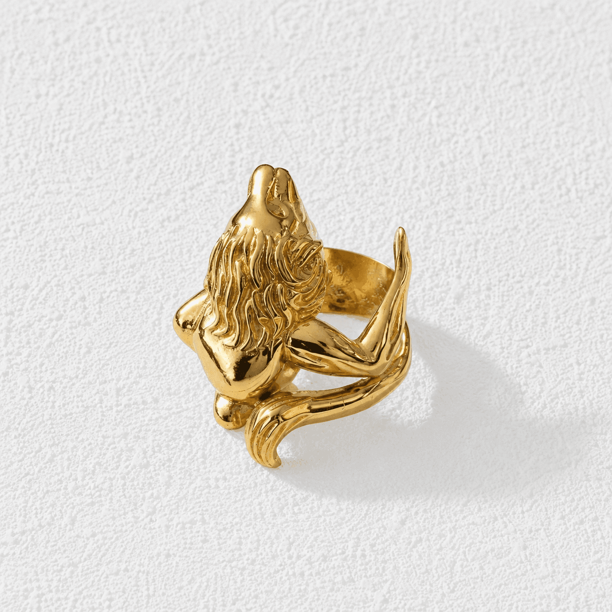 RUGIDO DE ANSITE · Anillo figura de león en oro pulido